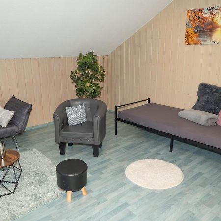 Ferienwohnungen Hirschen Lottstetten ภายนอก รูปภาพ