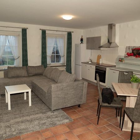 Ferienwohnungen Hirschen Lottstetten ภายนอก รูปภาพ
