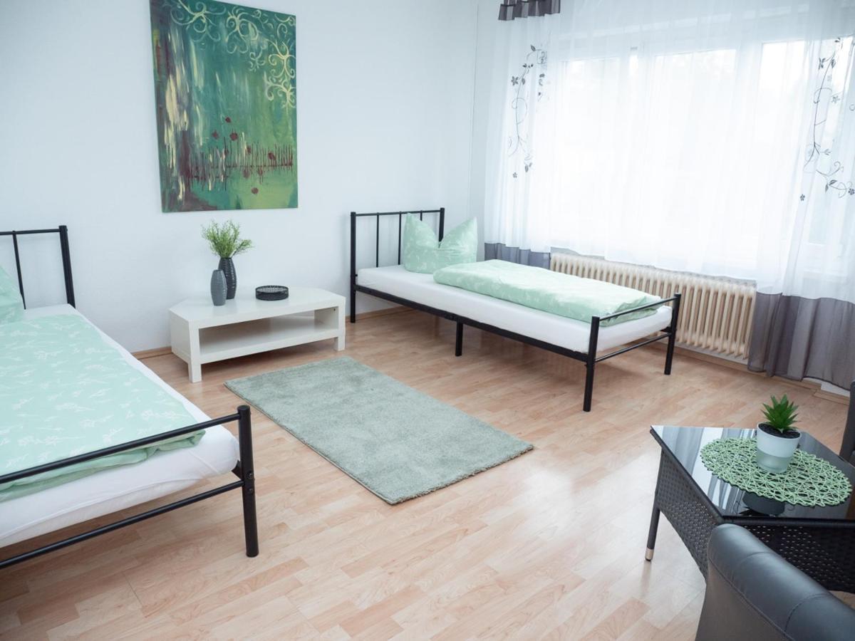 Ferienwohnungen Hirschen Lottstetten ภายนอก รูปภาพ